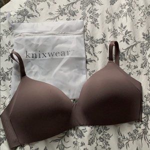 NWOT | Knix WingWoman Contour Bra